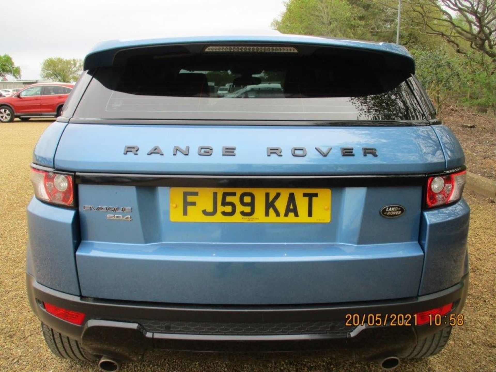 13 13 Range Rover Evoque Pure T - Image 8 of 29