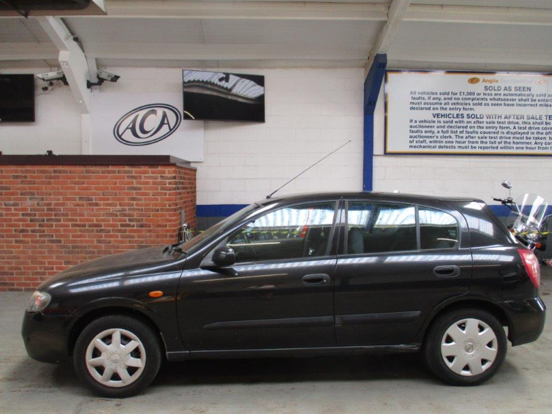 53 03 Nissan Almera S - Image 3 of 18