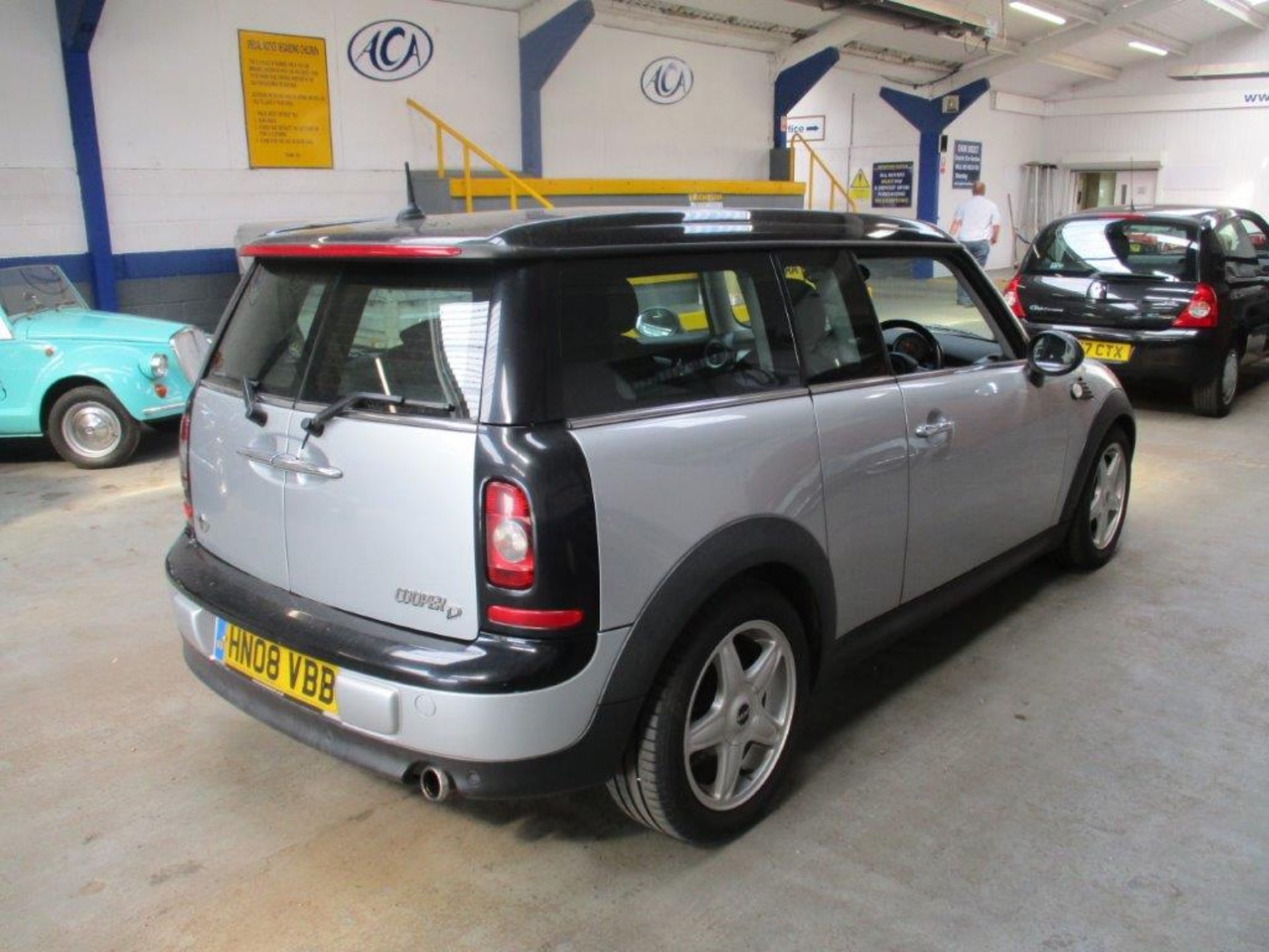 08 08 Mini Cooper D Clubman - Image 11 of 18