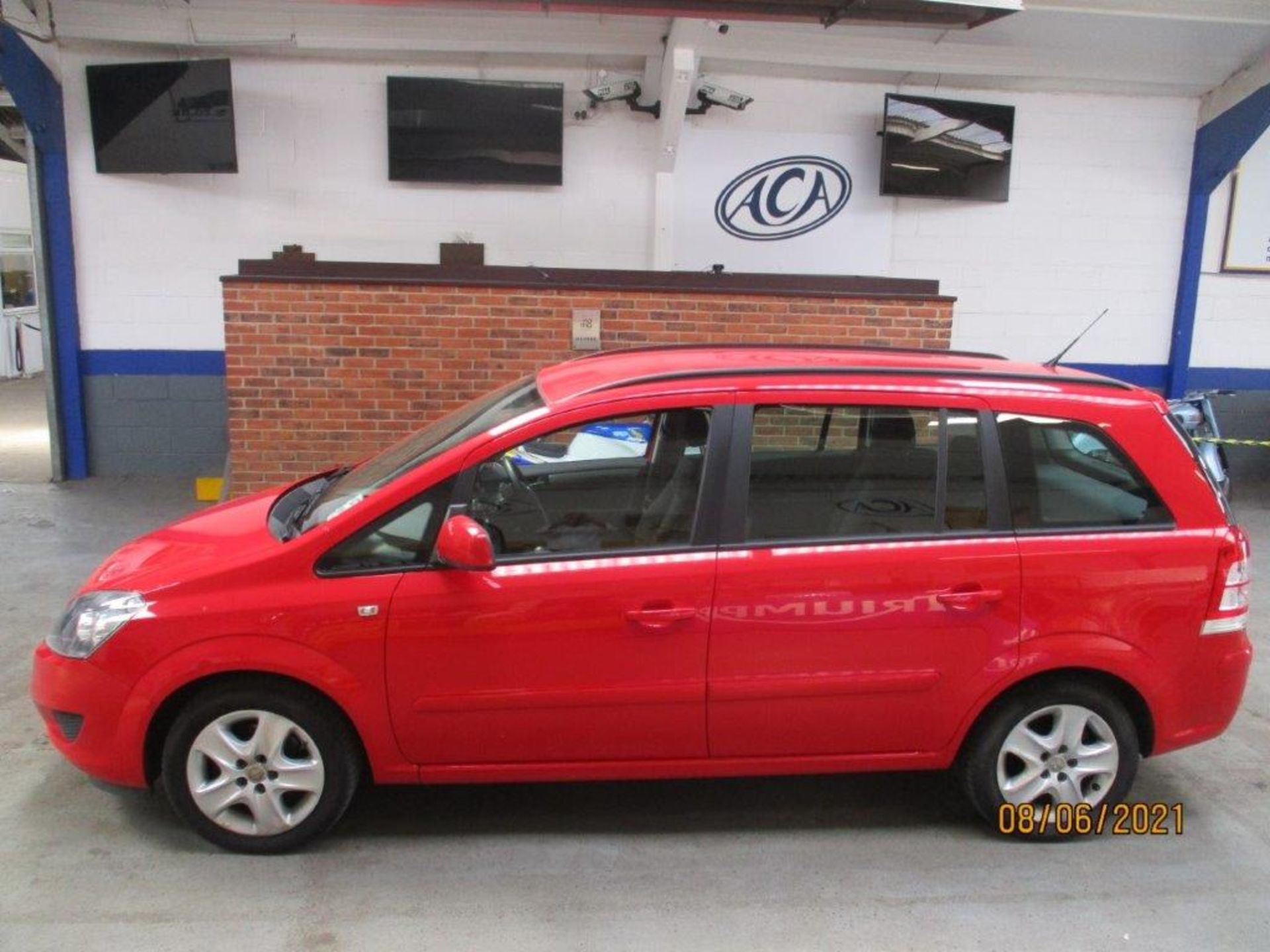 62 12 Vauxhall Zafira Exclusiv - Image 2 of 18