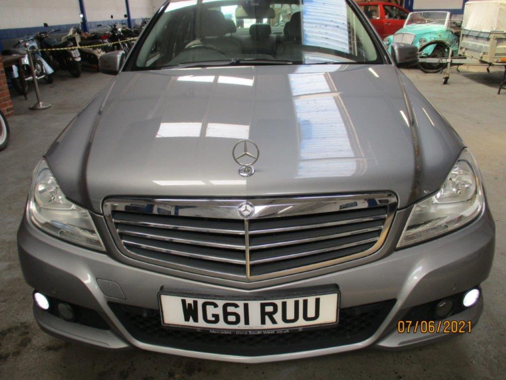 61 12 Mercedes C220 SE ED 125 CDI - Image 4 of 22