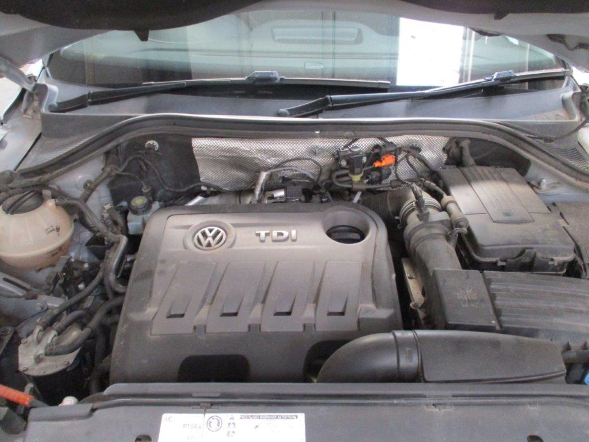 12 12 VW Tiguan Sport TDI Blue - Image 21 of 21