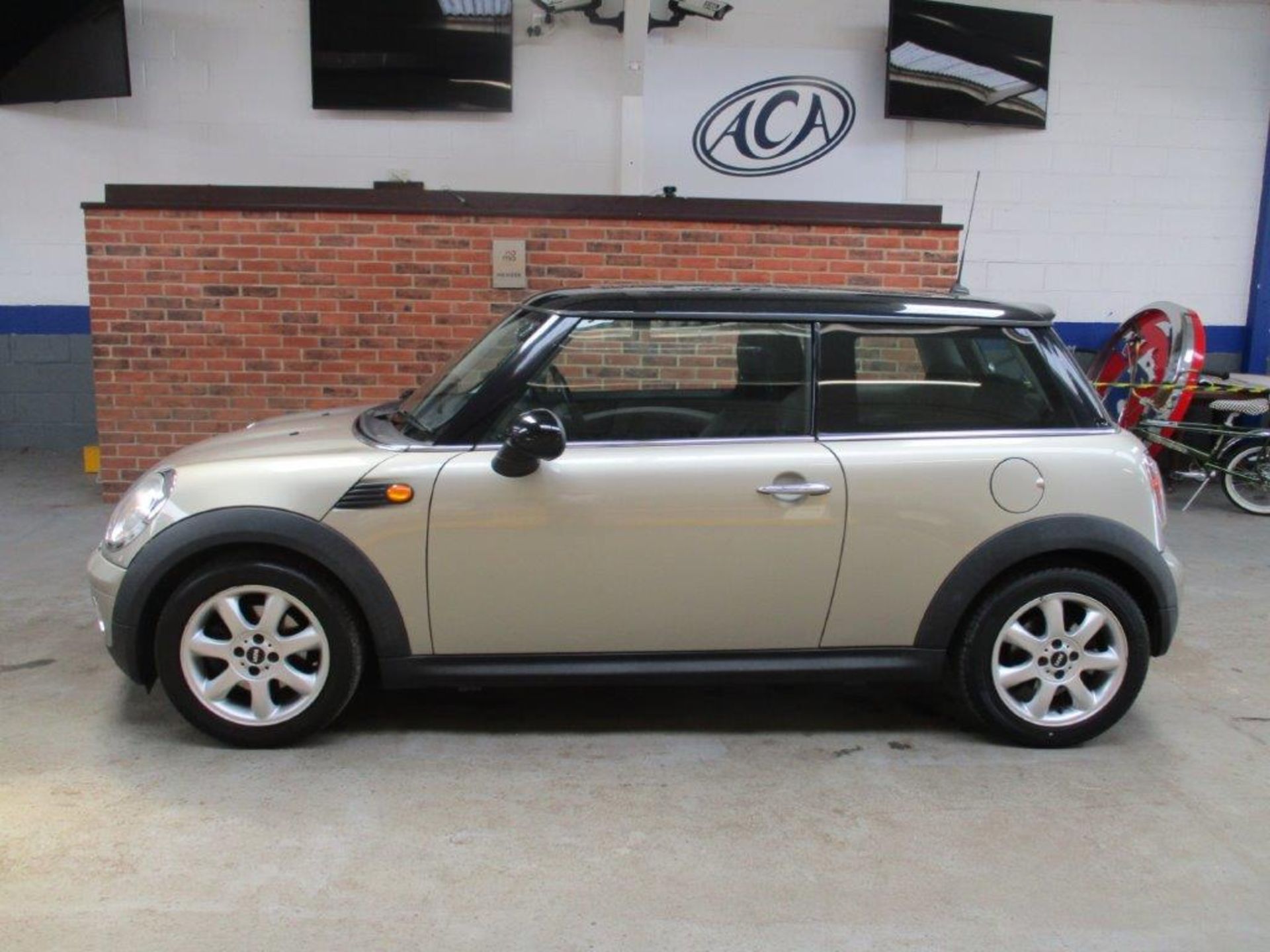 07 07 Mini Cooper - Image 7 of 24