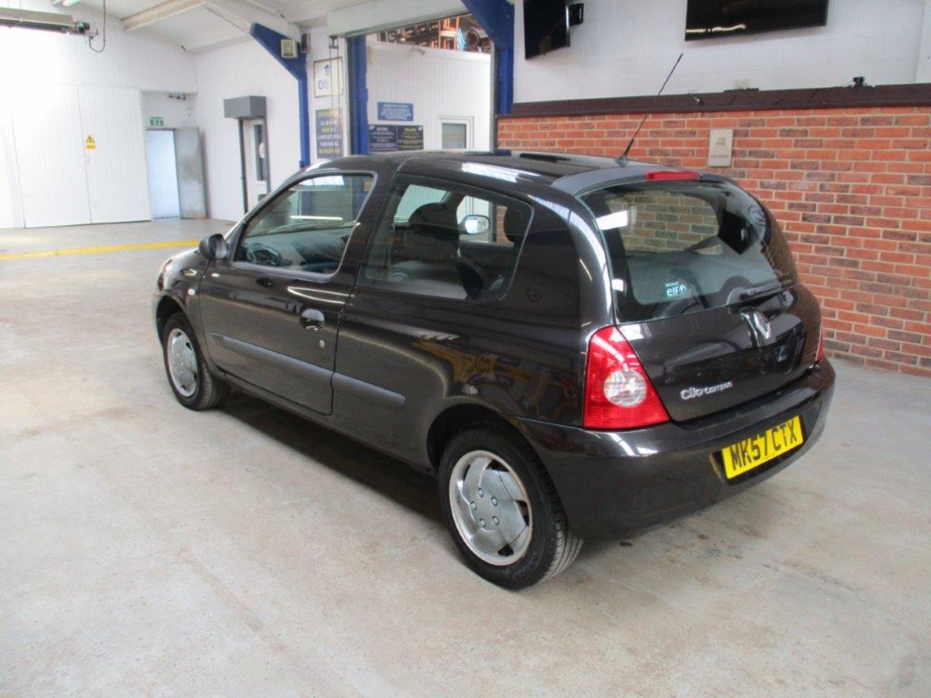 57 07 Renault Clio Campus - Image 5 of 18