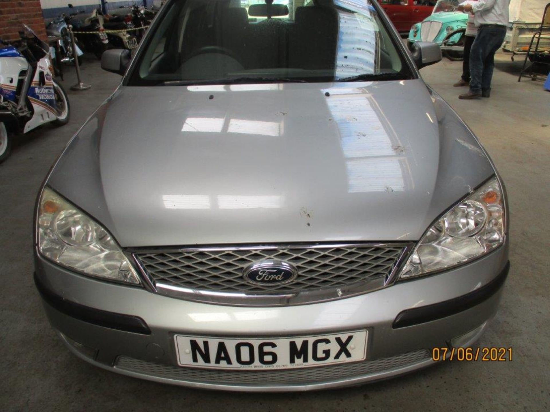 06 06 Ford Mondeo Ghia X TDCI 130 - Image 3 of 18