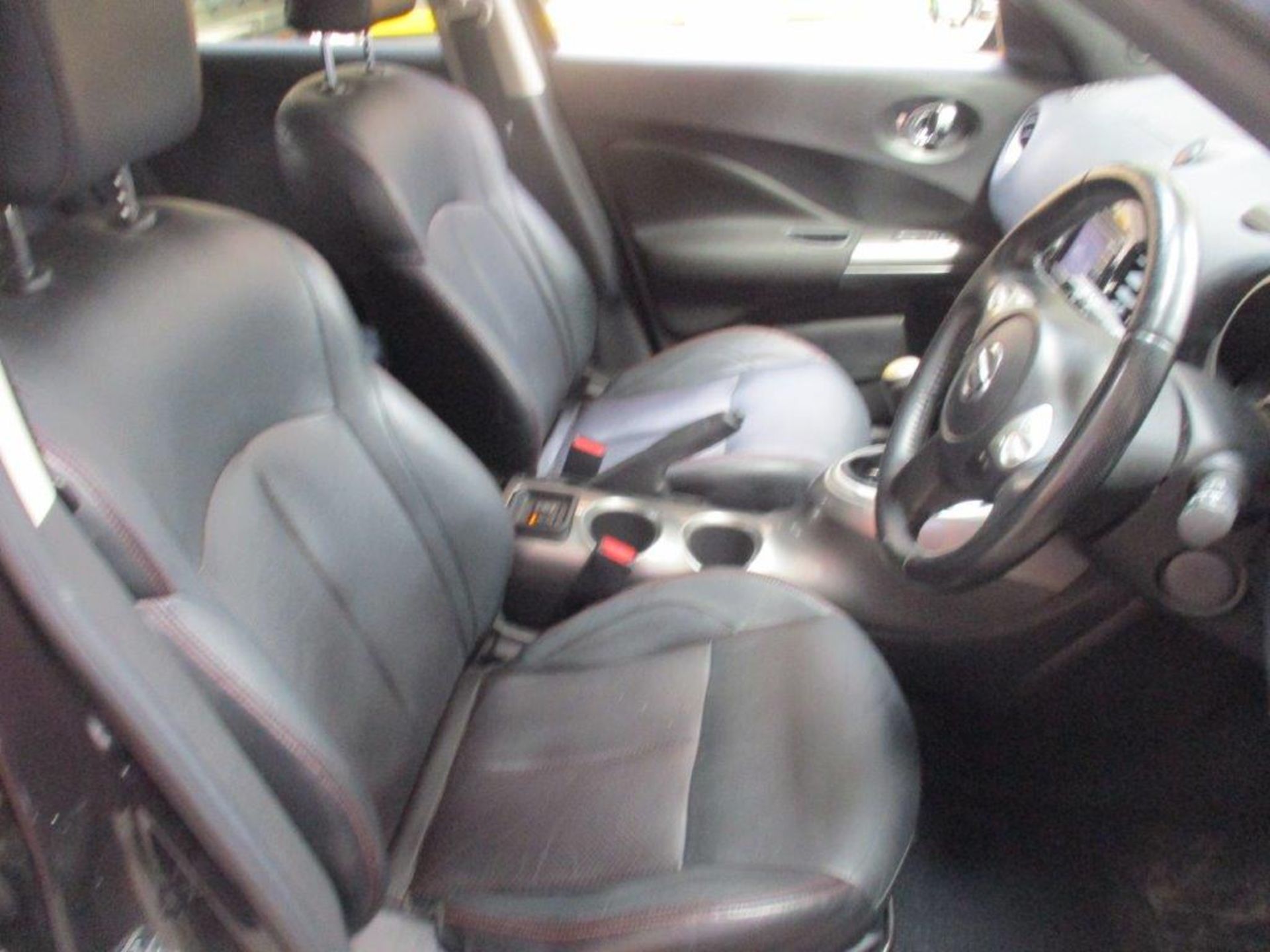 62 12 Nissan Juke Tekna DCI - Image 17 of 20