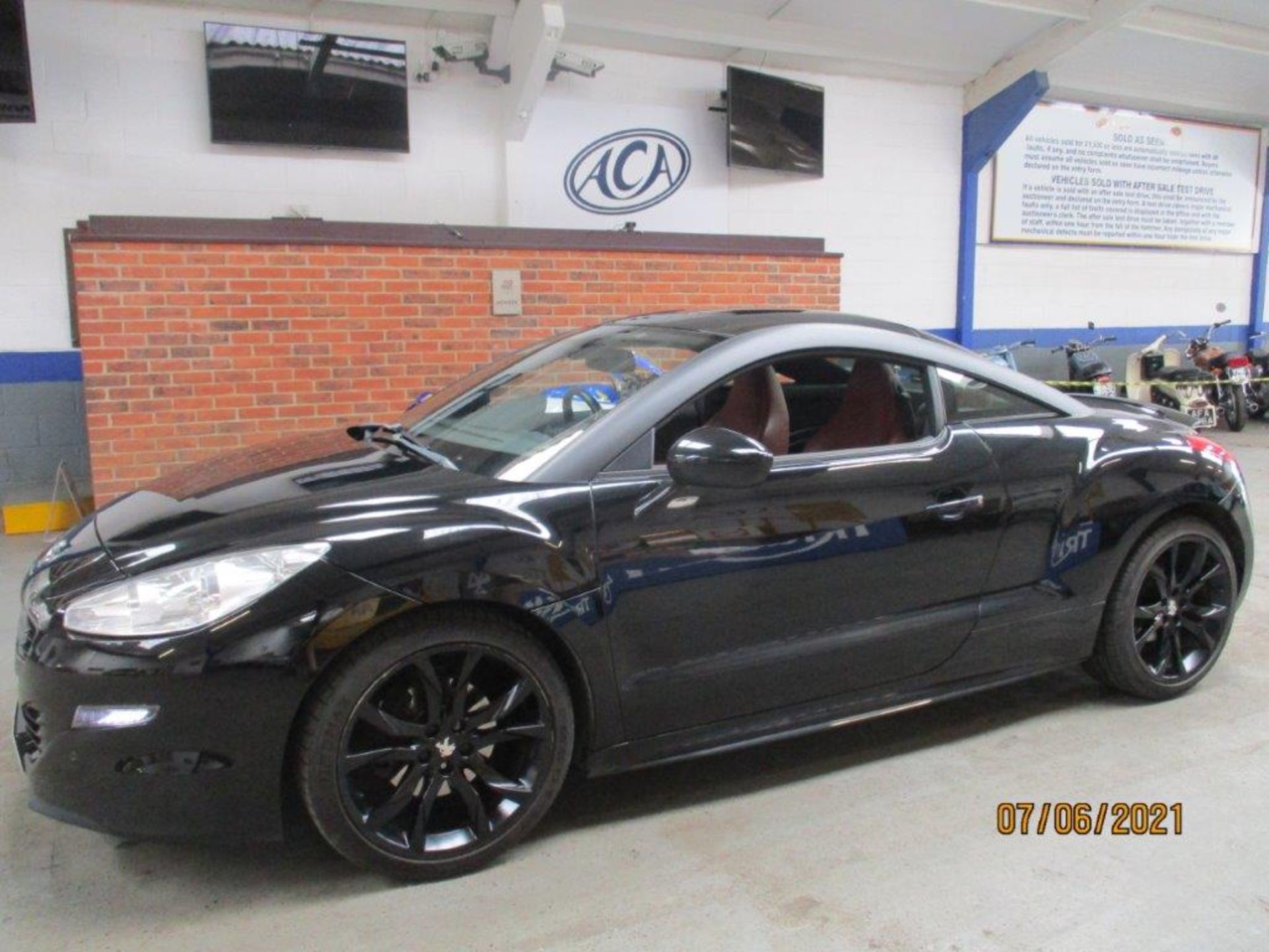 13 13 Peugeot RCZ Magnetic THP - Image 2 of 18