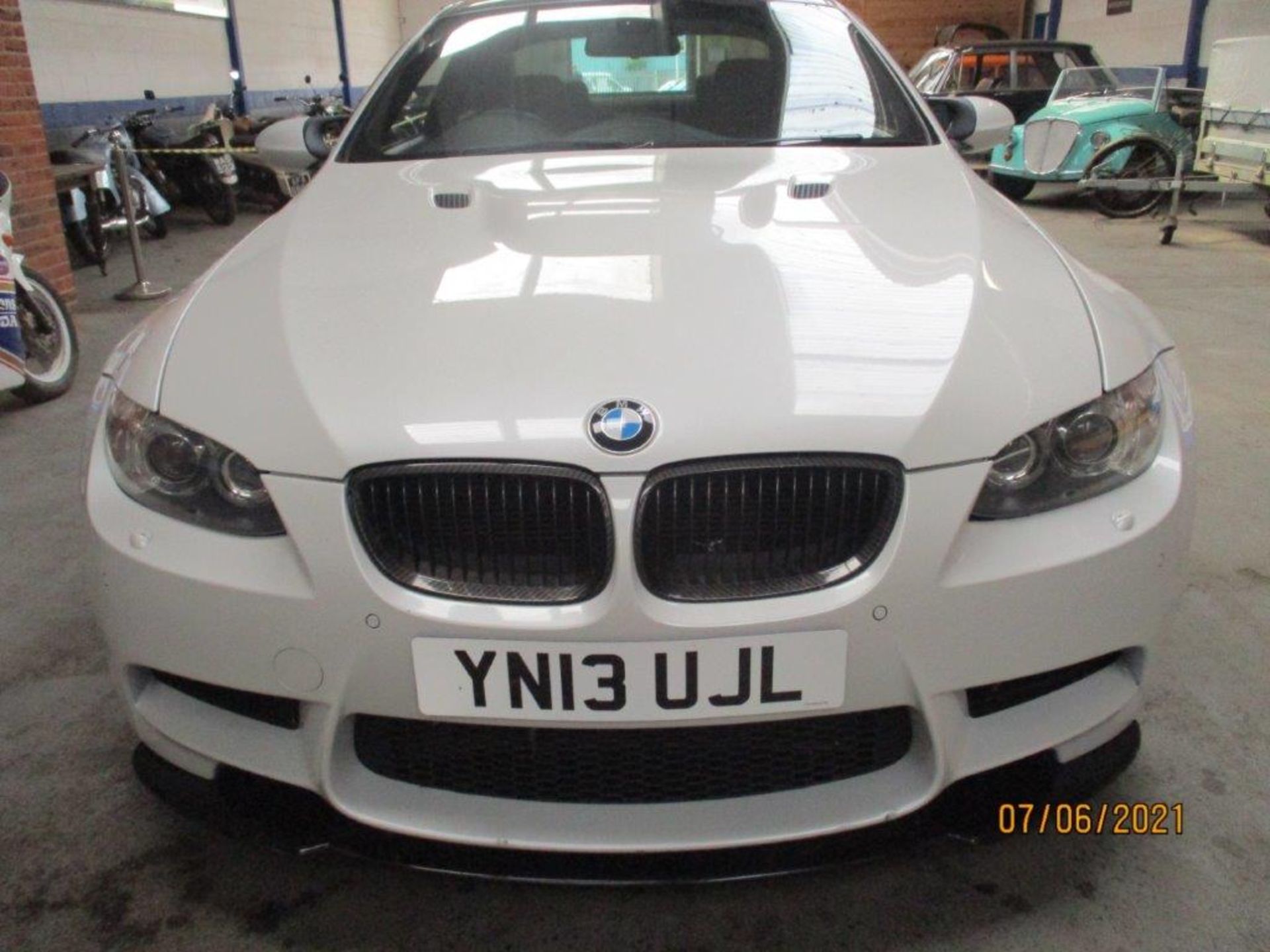 13 13 BMW M3 Semi Auto - Image 6 of 24