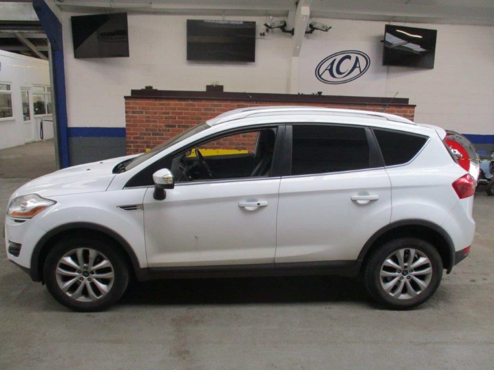 12 12 Ford Kuga Titanium TDCI - Image 2 of 19