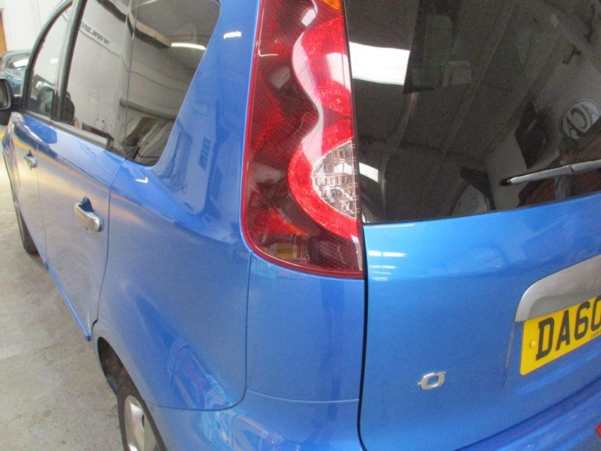 60 10 Nissan Note N-Tec Auto - Image 12 of 23