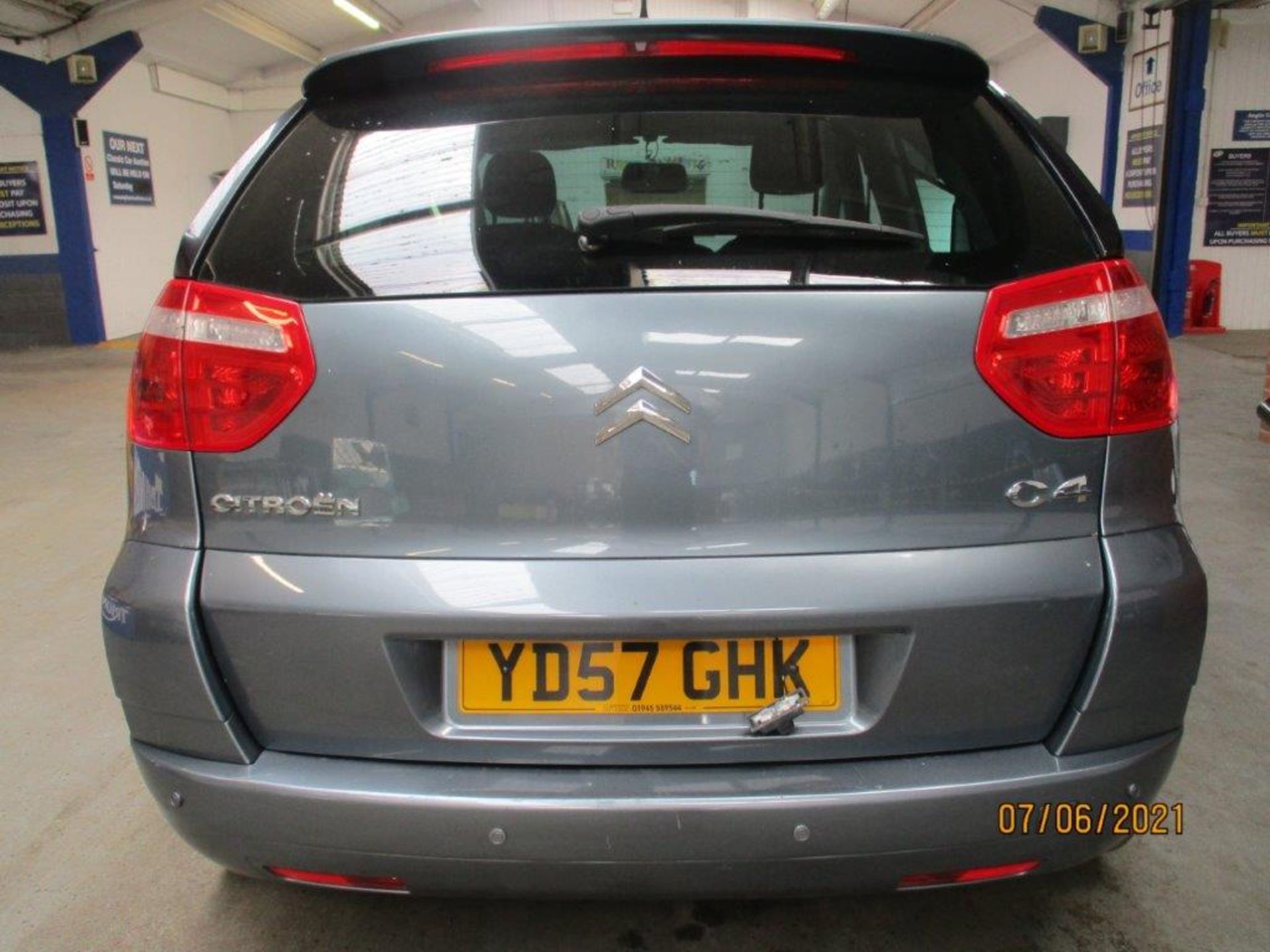 57 07 Citroen C4 Picasso 5 VTR+ HDI - Image 5 of 17