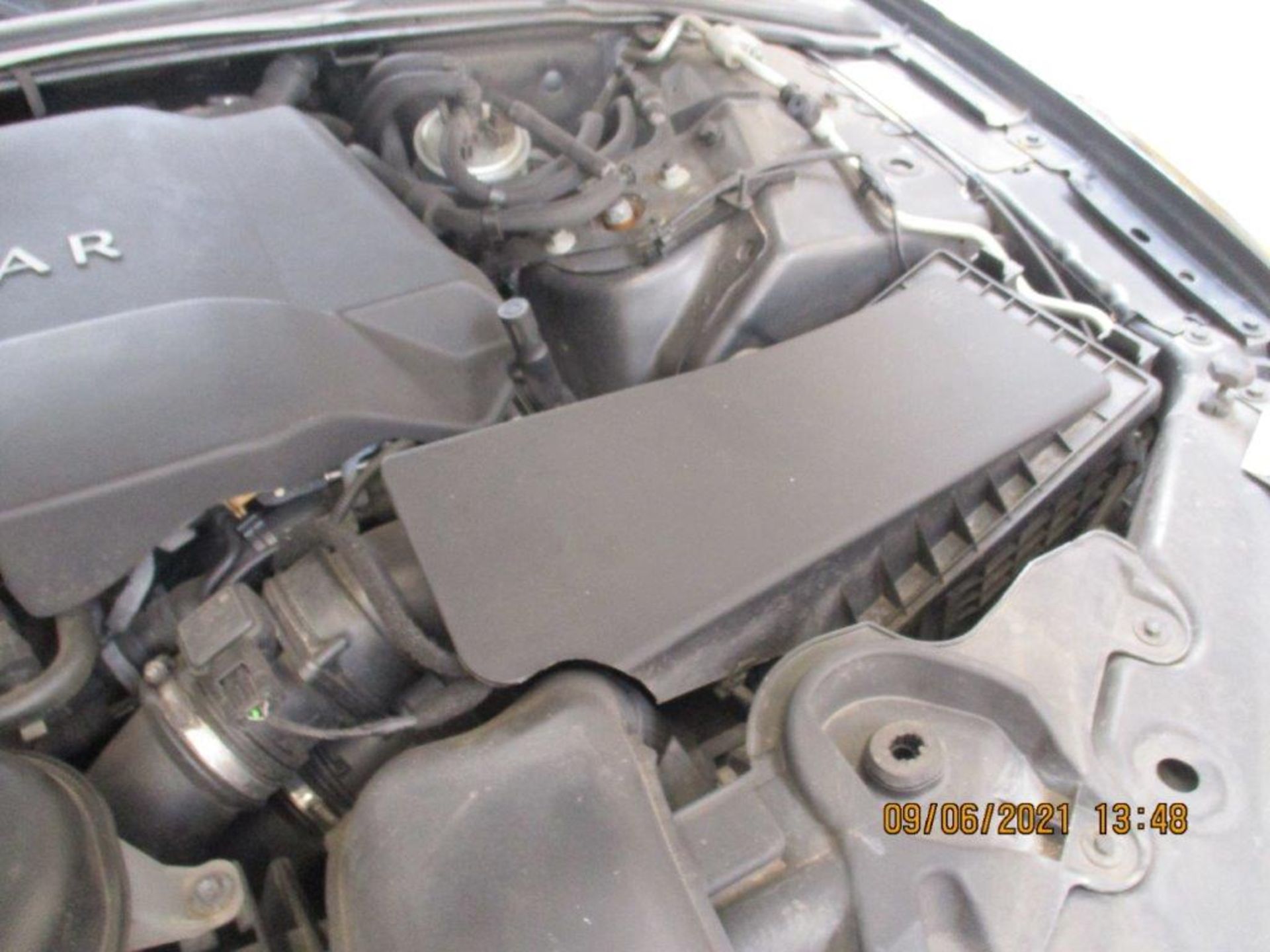 11 11 Jaguar XF S Portfolio V6 Auto - Image 25 of 26