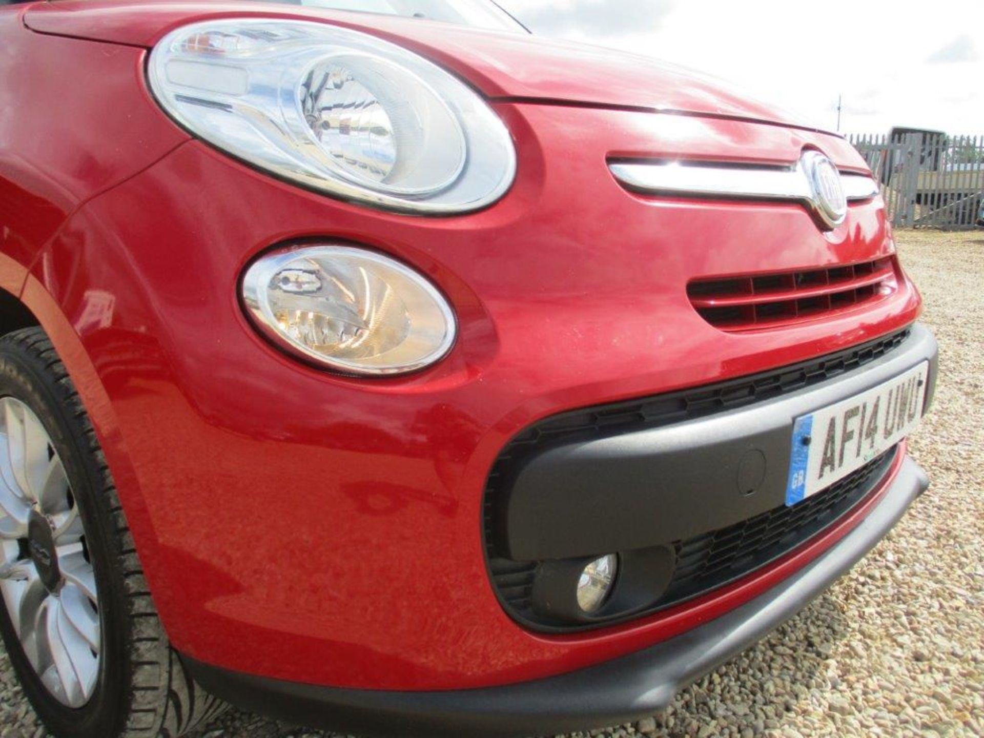 14 14 Fiat 500L MPW Lounge Multijet - Image 10 of 23