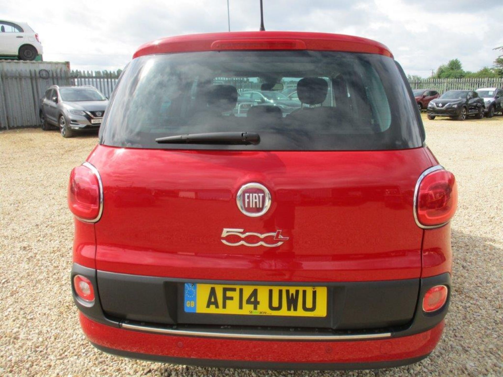 14 14 Fiat 500L MPW Lounge Multijet - Image 3 of 23