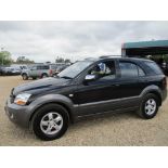 08 08 Kia Sorento XE