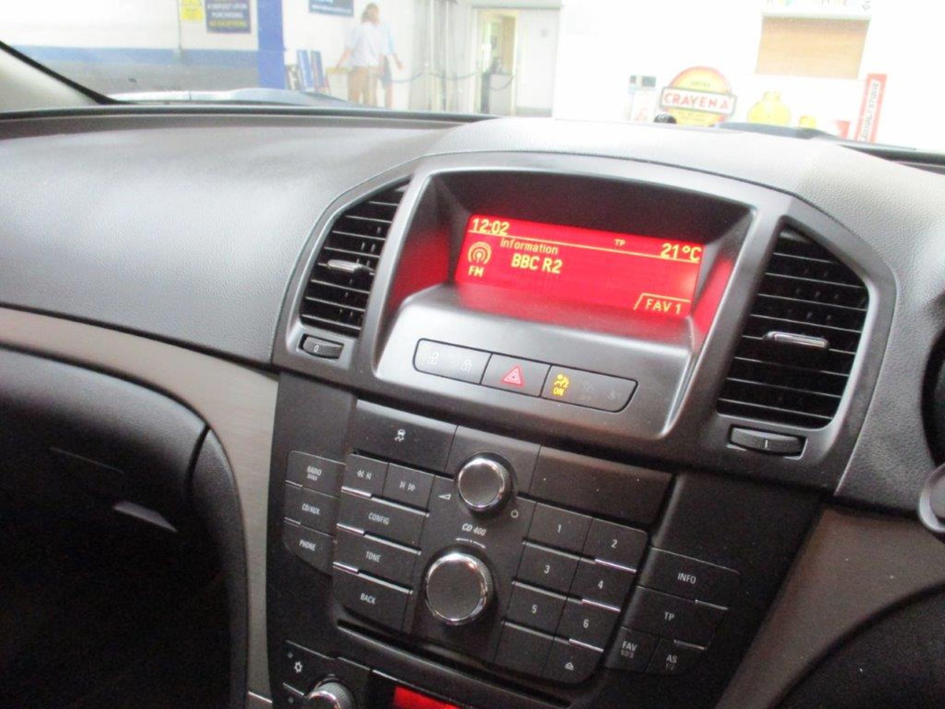 10 10 Vauxhall Insignia Exclusiv - Image 15 of 17