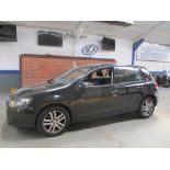 10 10 VW Golf SE TDi