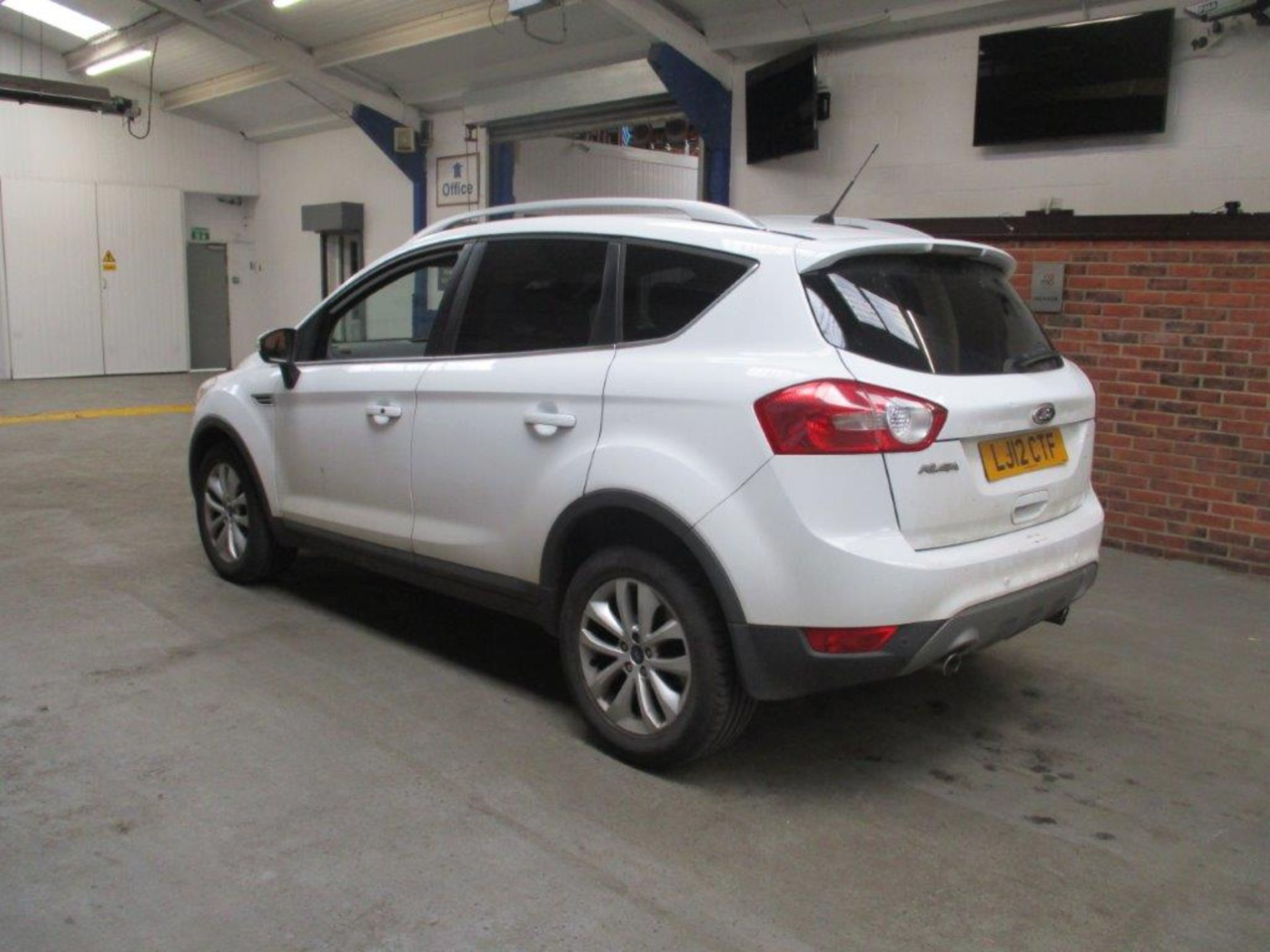 12 12 Ford Kuga Titanium TDCI - Image 7 of 19