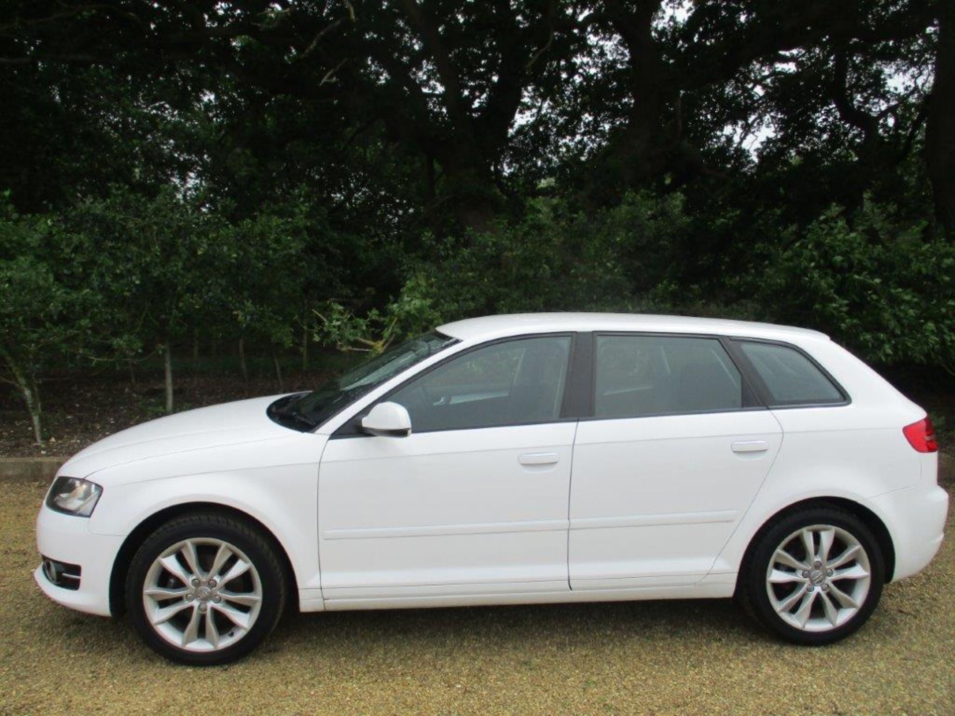 12 12 Audi A3 TDI Sport 5dr - Image 5 of 20