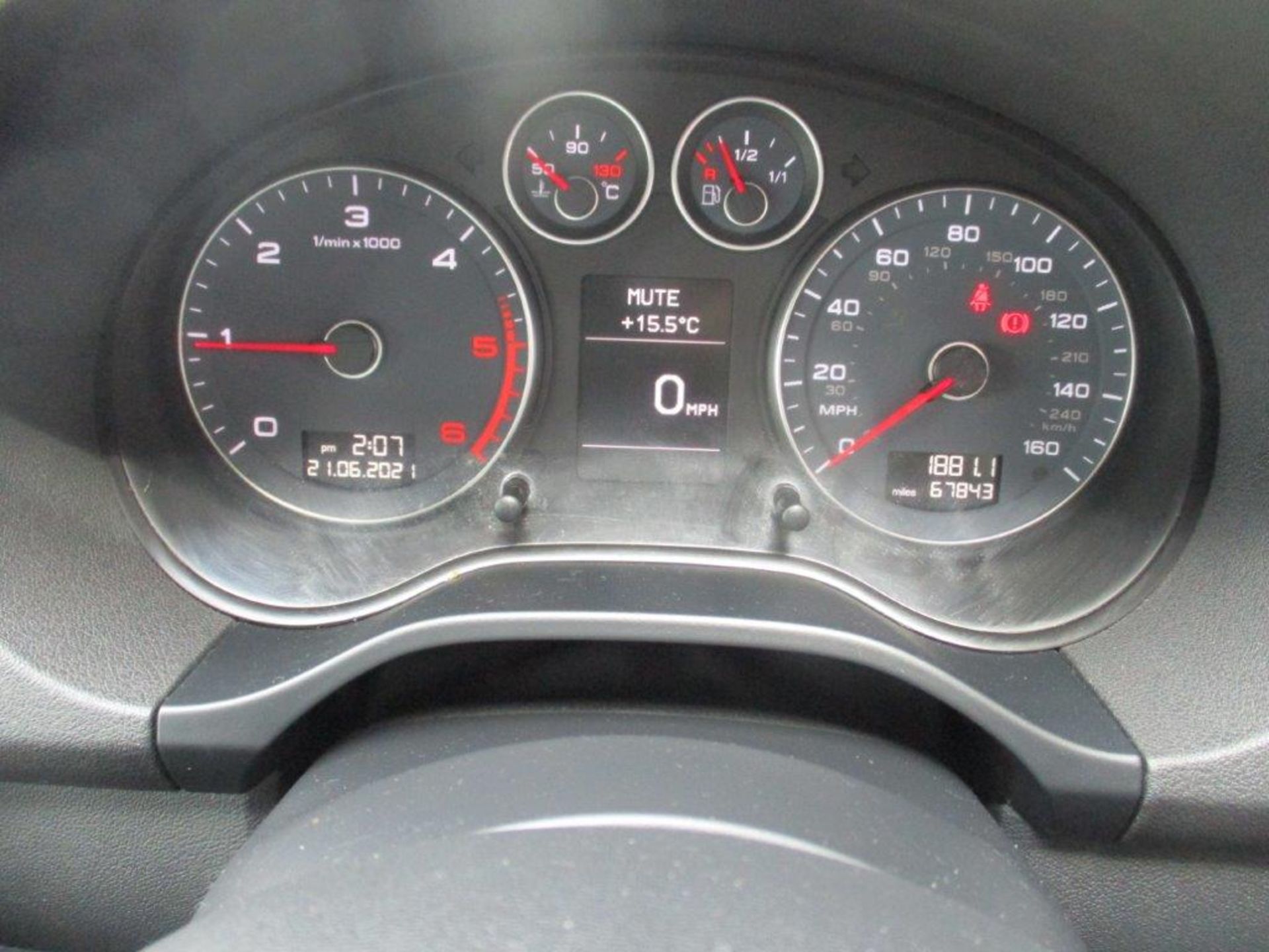 12 12 Audi A3 TDI Sport 5dr - Image 15 of 20