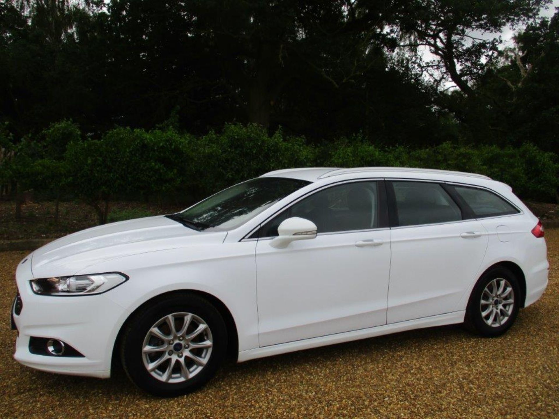 15 15 Ford Mondeo Zetec Eco TDCI Est