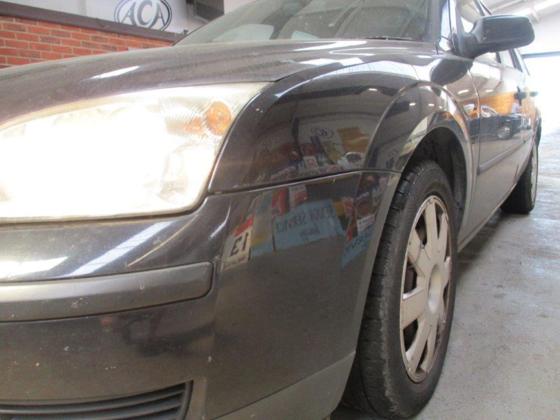 55 06 Ford Mondeo LX - Image 9 of 18