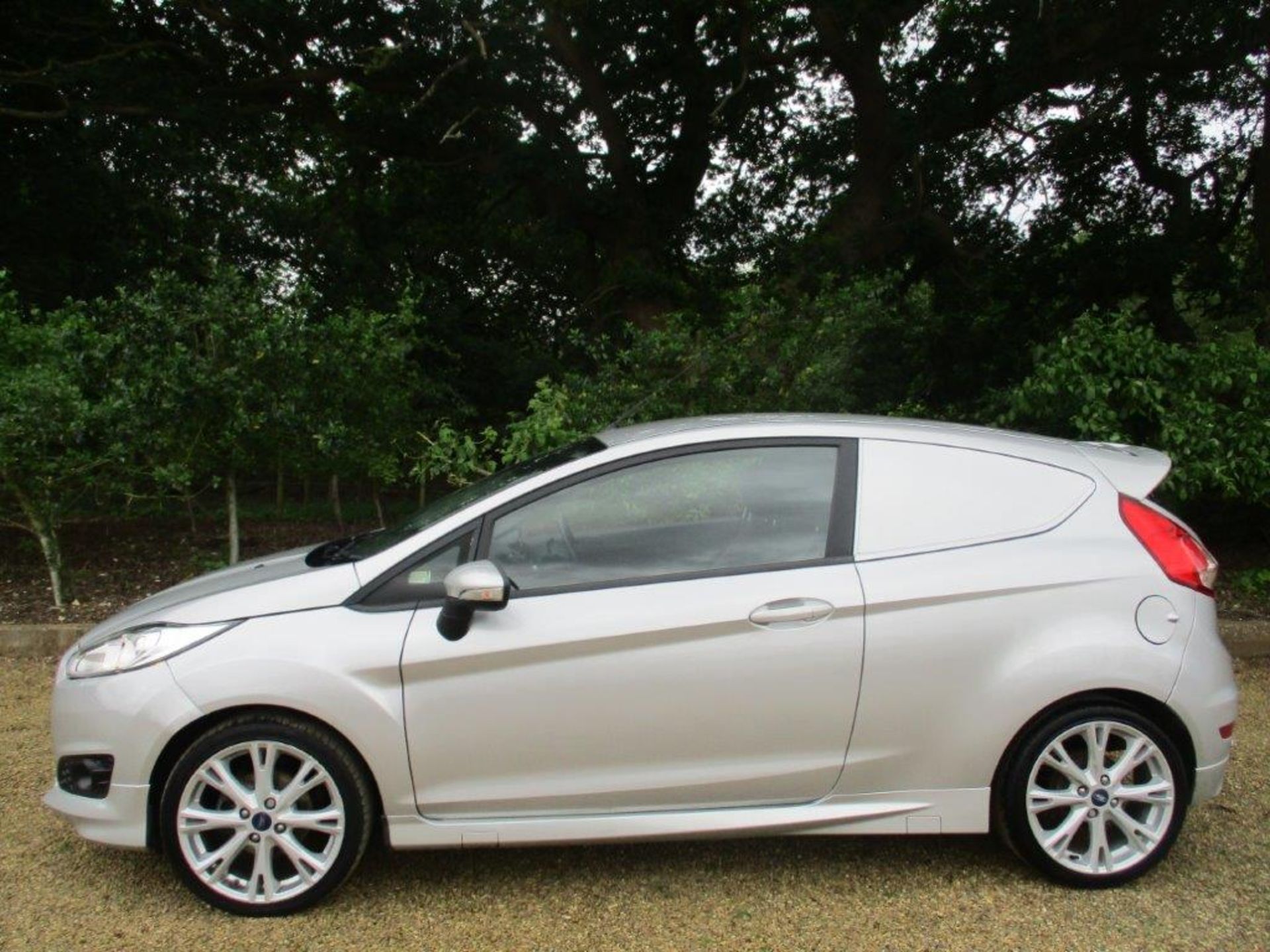 63 14 Ford Fiesta Sport TDCI - Image 2 of 23