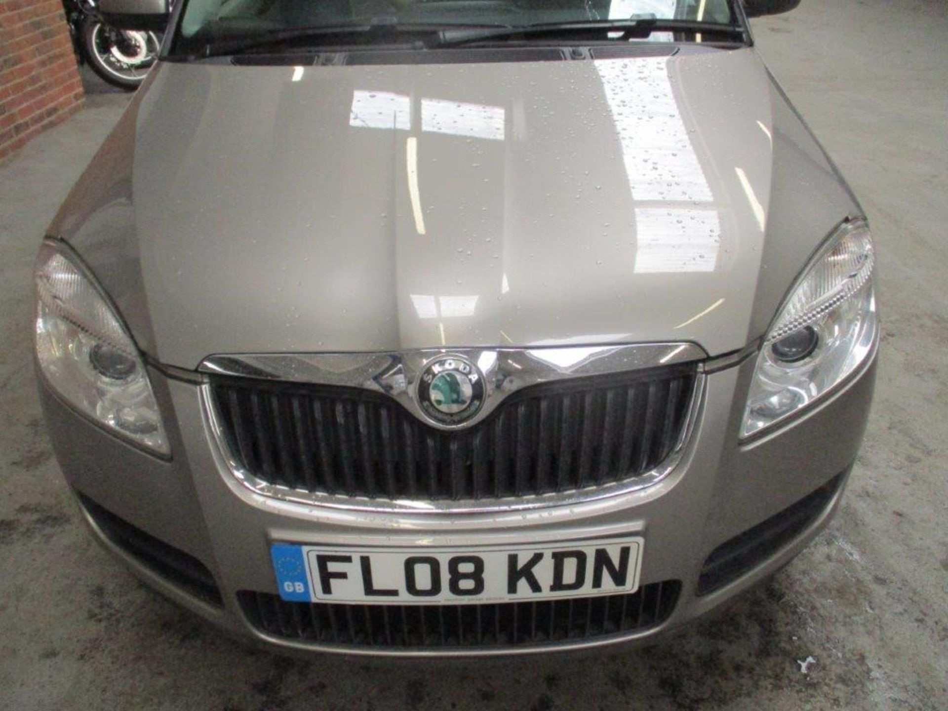 08 08 Skoda Fabia 2 TDI 105 - Image 5 of 17