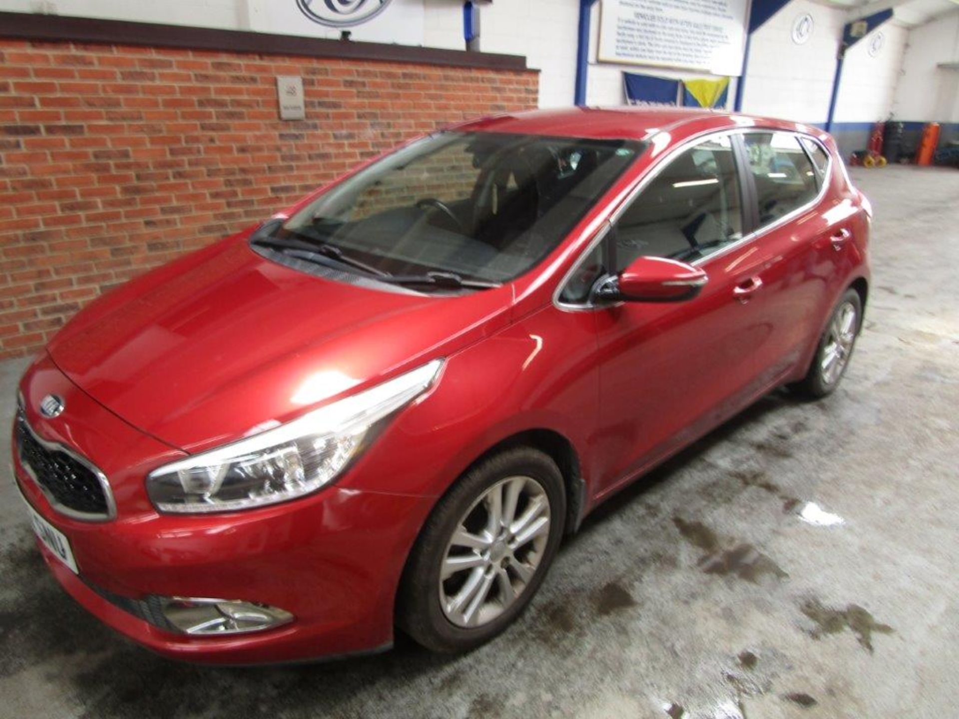 62 12 Kia Ceed 2