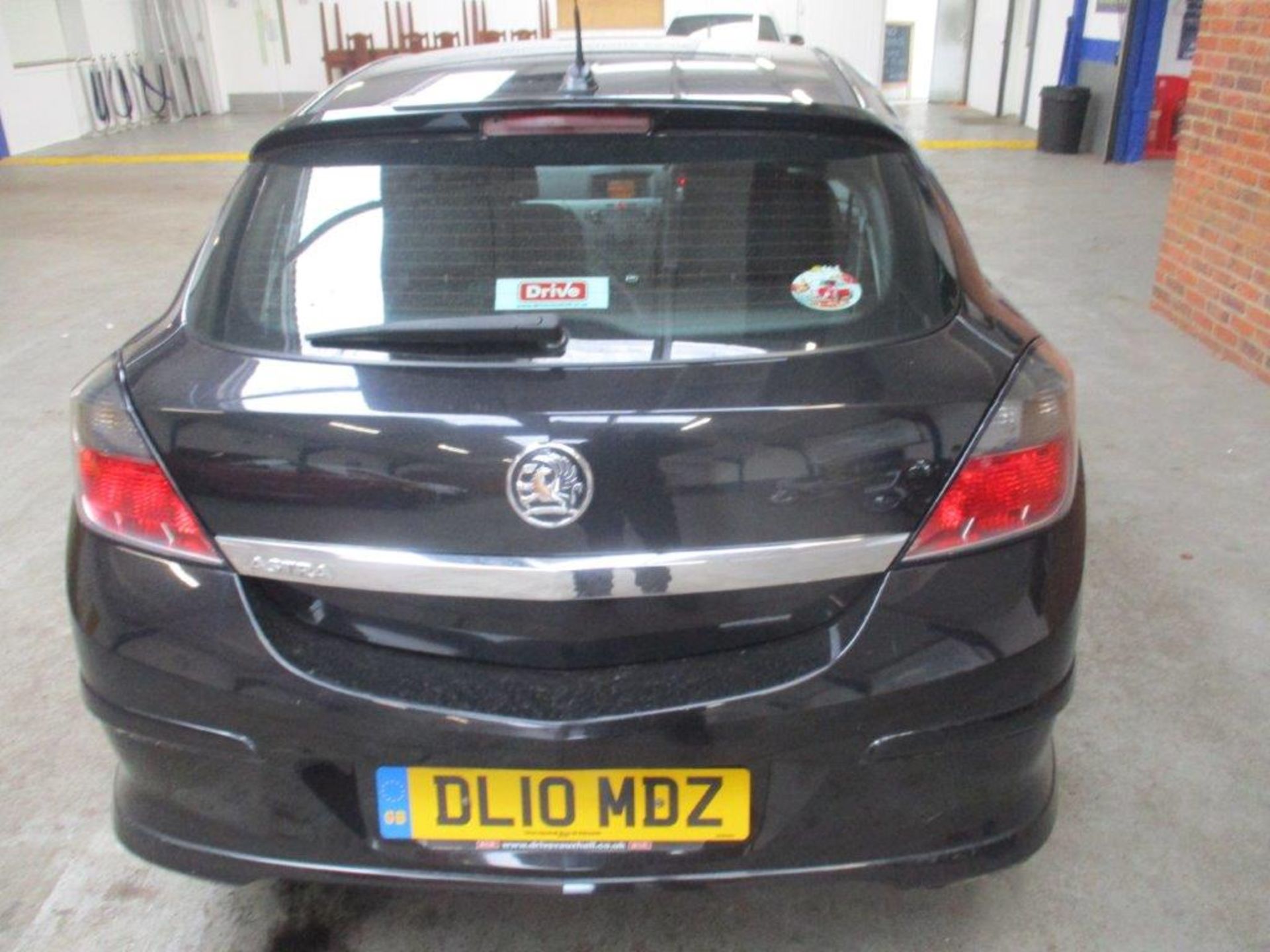 10 10 Vauxhall Astra Sport - Image 2 of 7