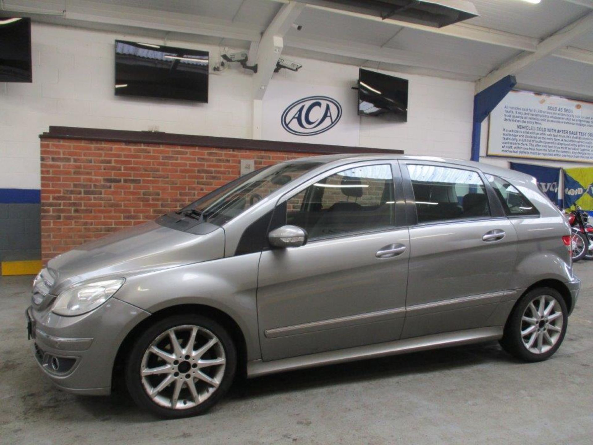 08 08 Merc B180CDI SE CVT