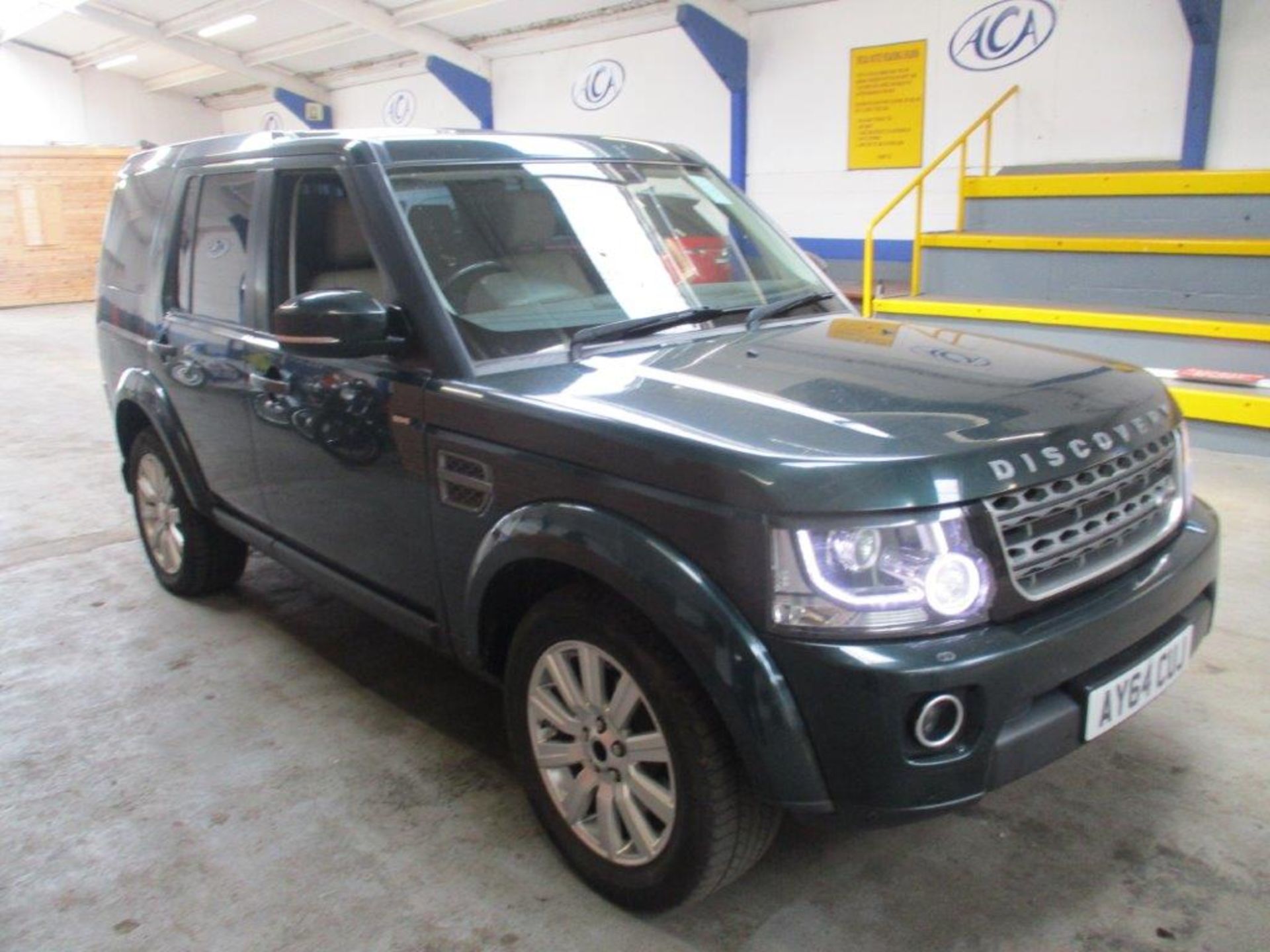 64 14 Land Rover Discovery - Image 3 of 28