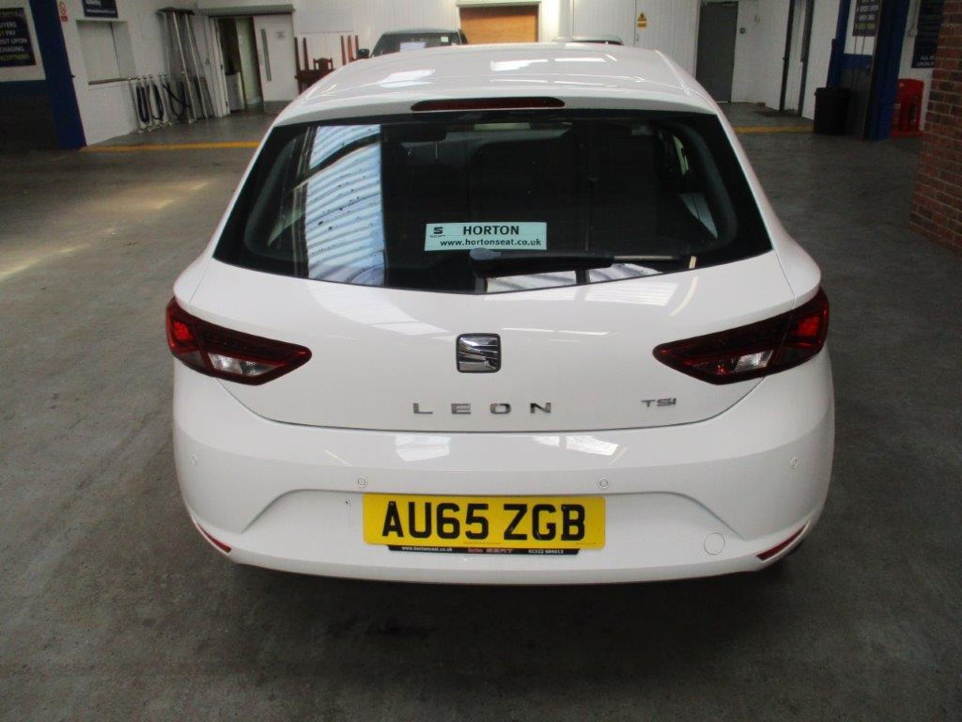 65 15 Seat Leon SE Technology TSi - Image 3 of 11