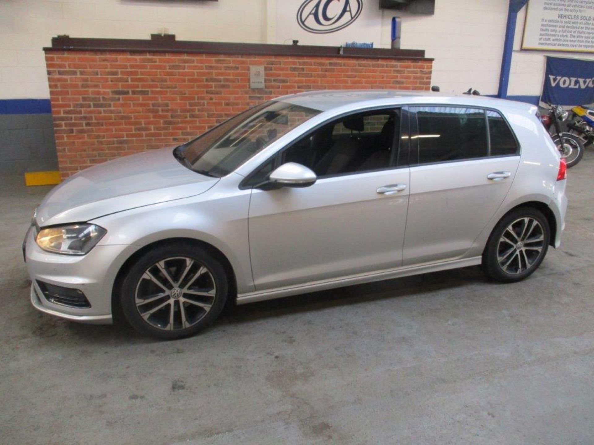 16 16 VW Golf R-Line TSi