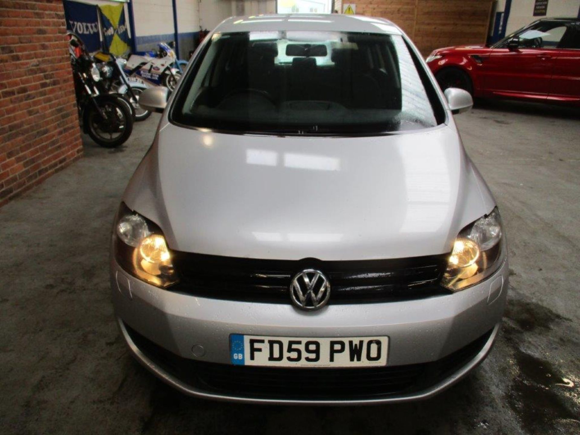 59 10 VW Golf Plus S TDI - Image 2 of 10