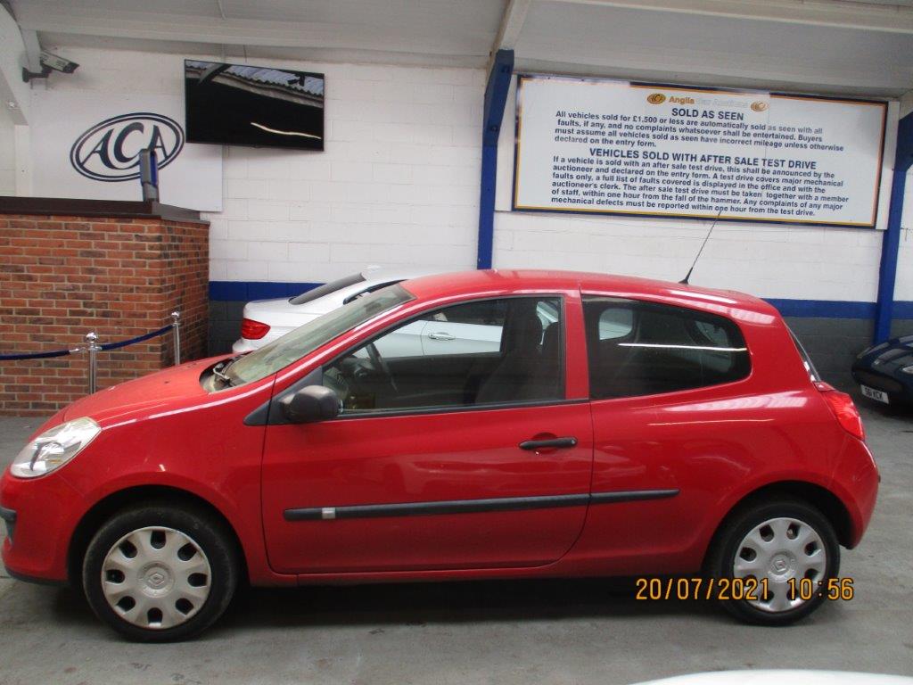 08 08 Renault Clio Freeway - Image 3 of 15