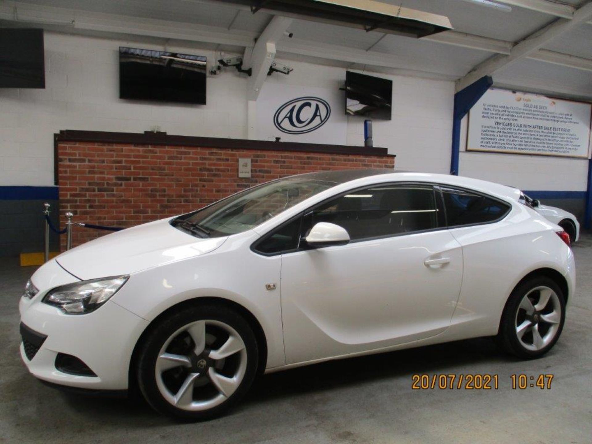 63 13 Vauxhall Astra GTC Sport