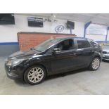 10 10 Ford Focus Zetec 125