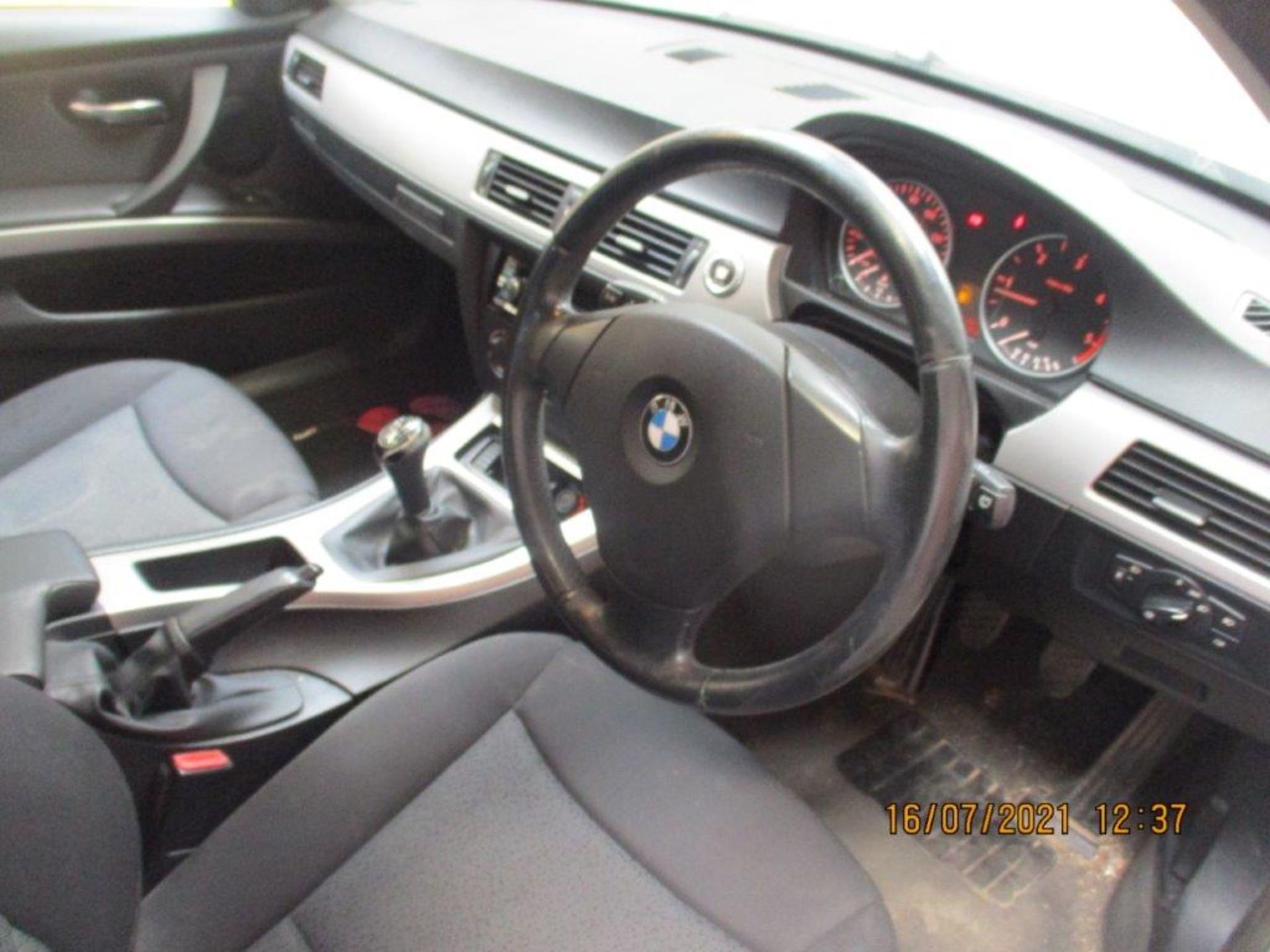 56 06 BMW 318D ES Touring - Image 18 of 18