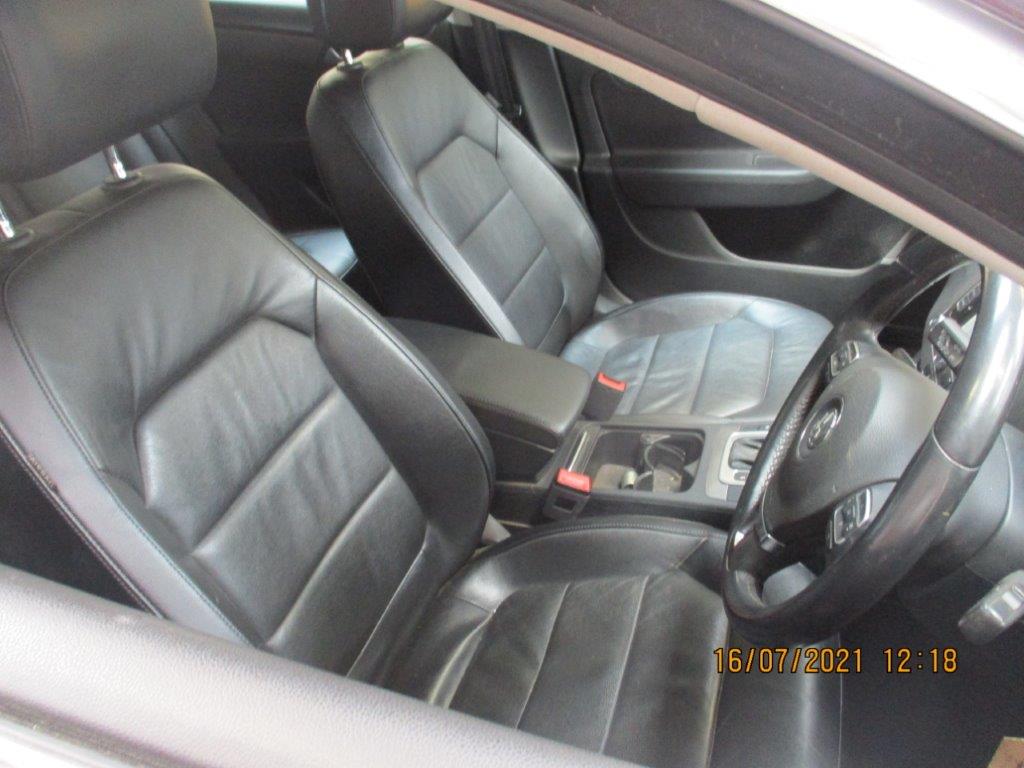 14 14 VW Passat Executive TDi - Image 13 of 15