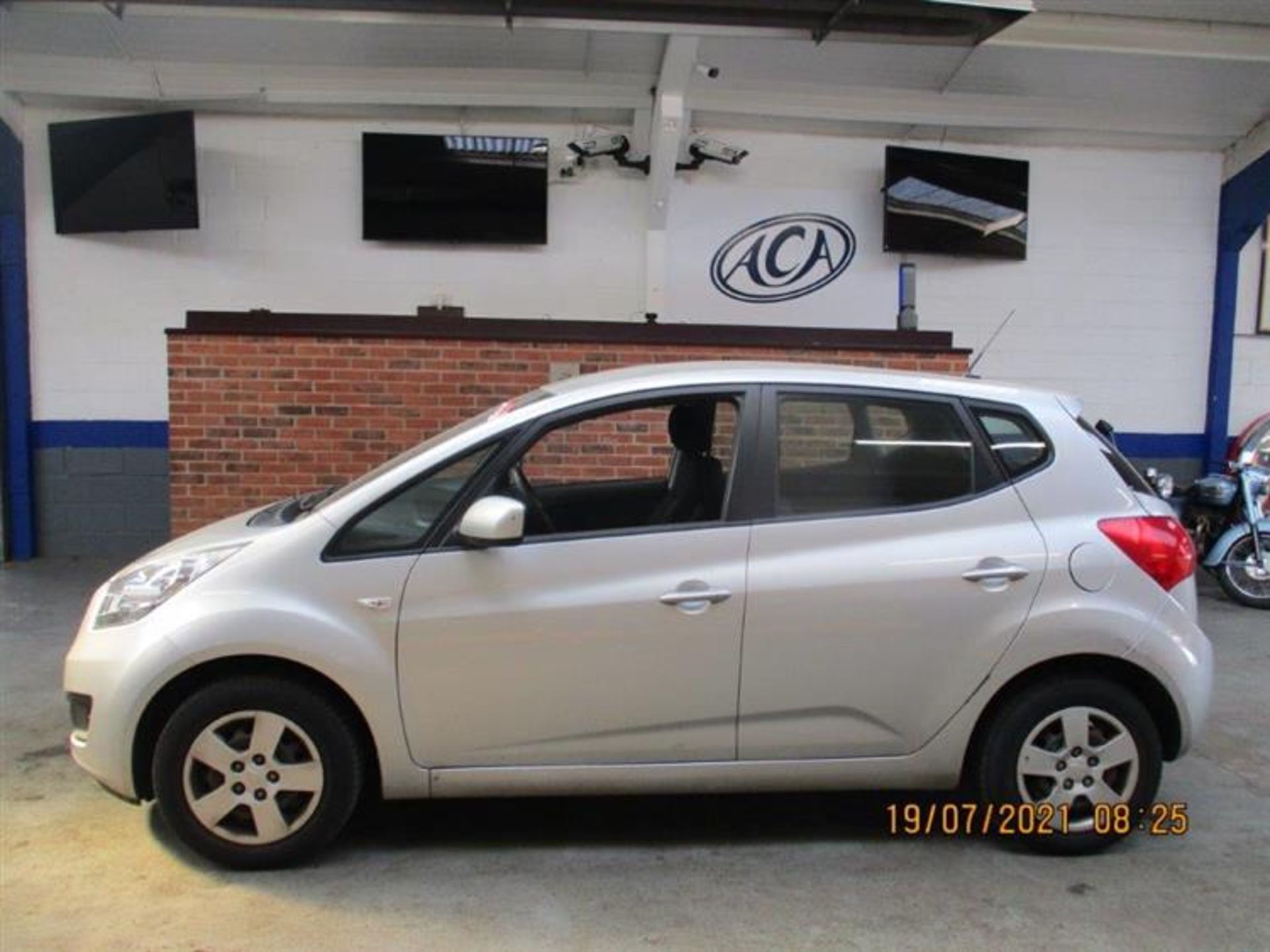 12 62 Kia Venga 1 Air Ecodymncs