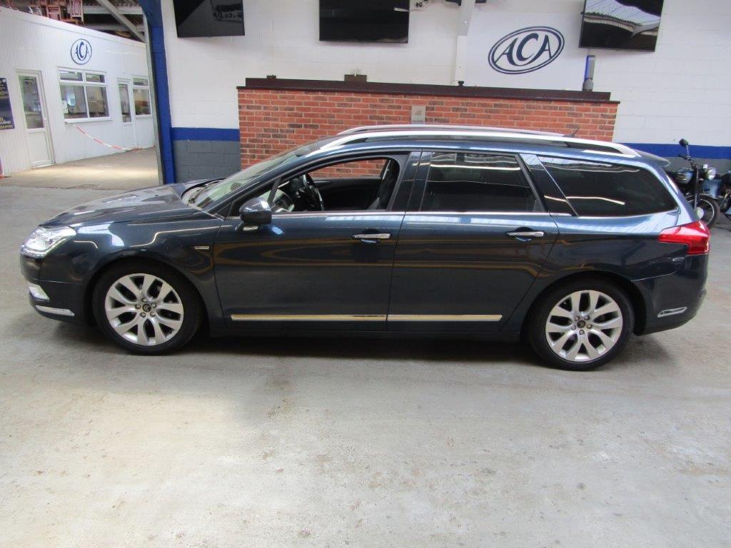 62 12 Citroen C5 Exclusive HDi - Image 2 of 20