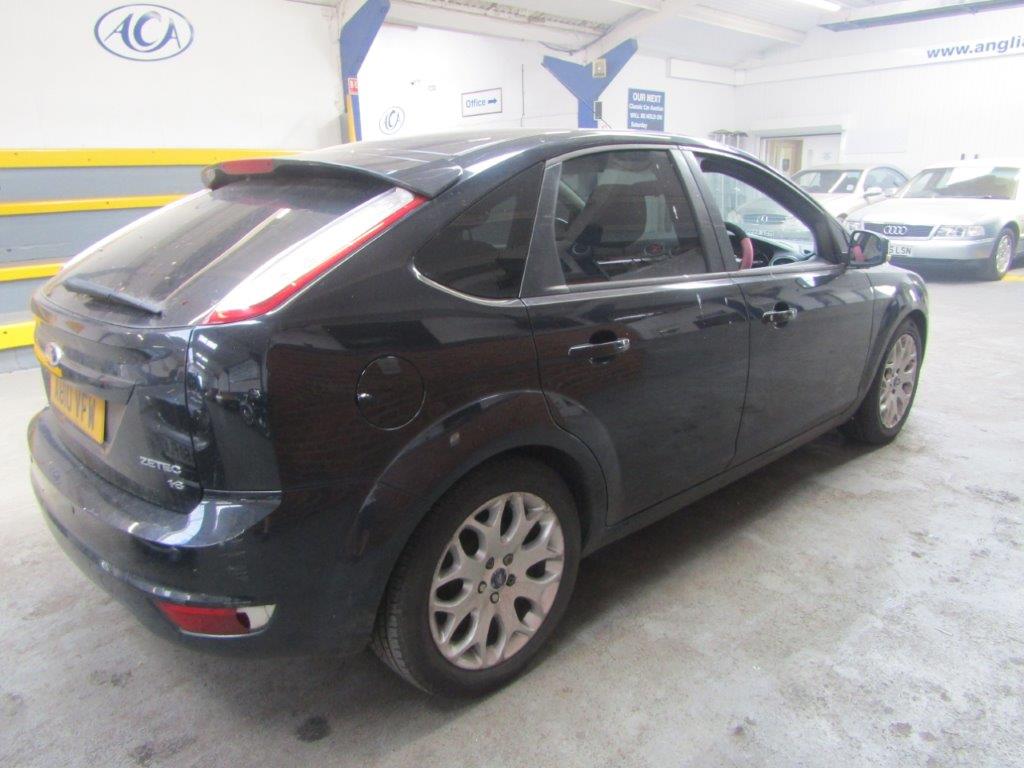 10 10 Ford Focus Zetec 125 - Image 11 of 23