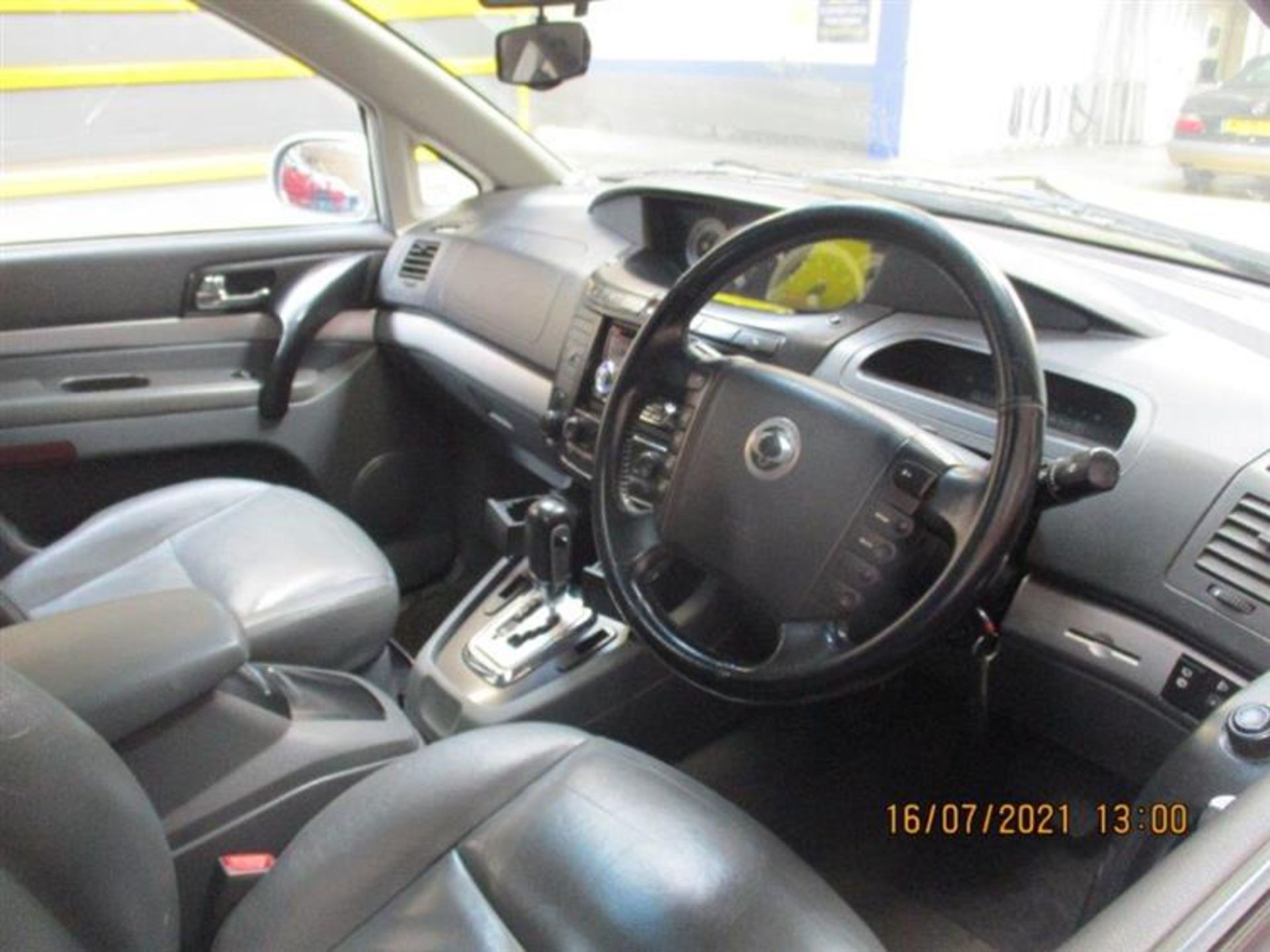 08 08 Ssangyong Rodius 270 S Auto - Image 33 of 36