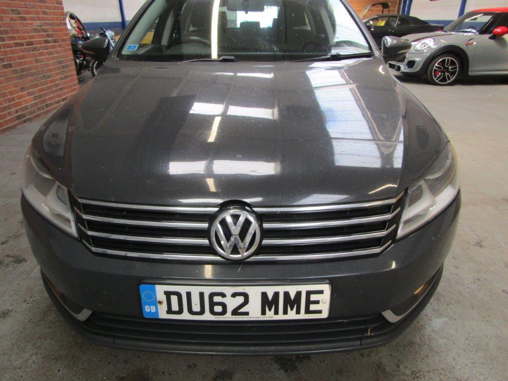 62 12 VW Passat S Bluemotion Tech - Image 3 of 22