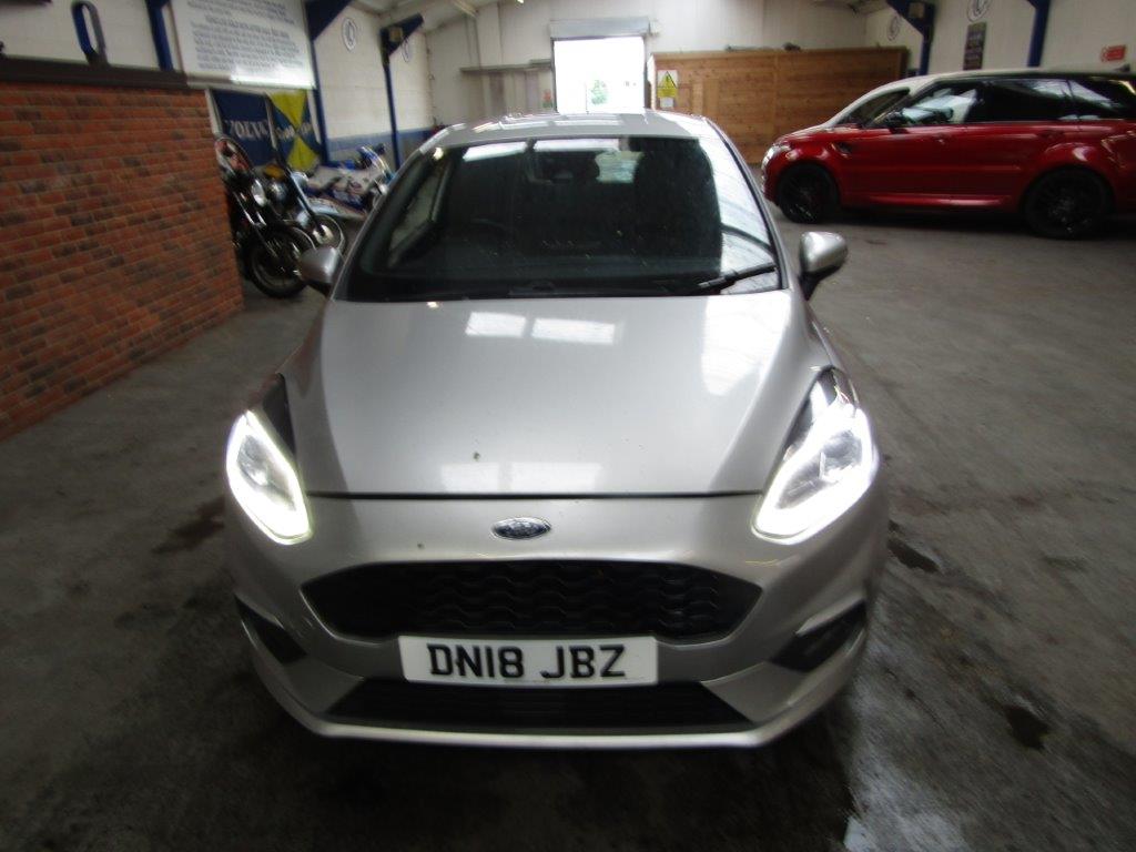 18 18 Ford Fiesta ST-Line Turbo - Image 4 of 13