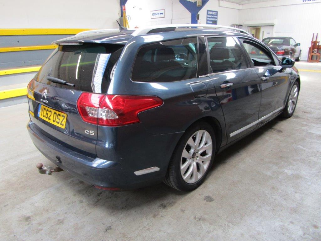 62 12 Citroen C5 Exclusive HDi - Image 8 of 20