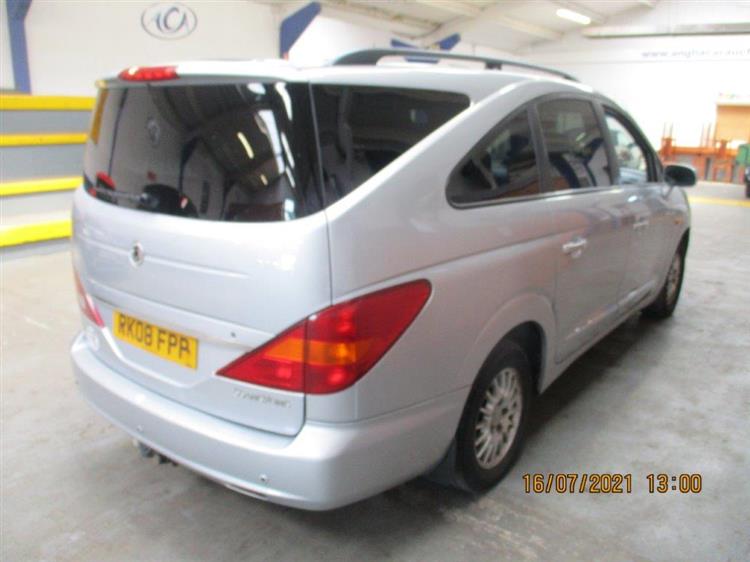 08 08 Ssangyong Rodius 270 S Auto - Image 2 of 36