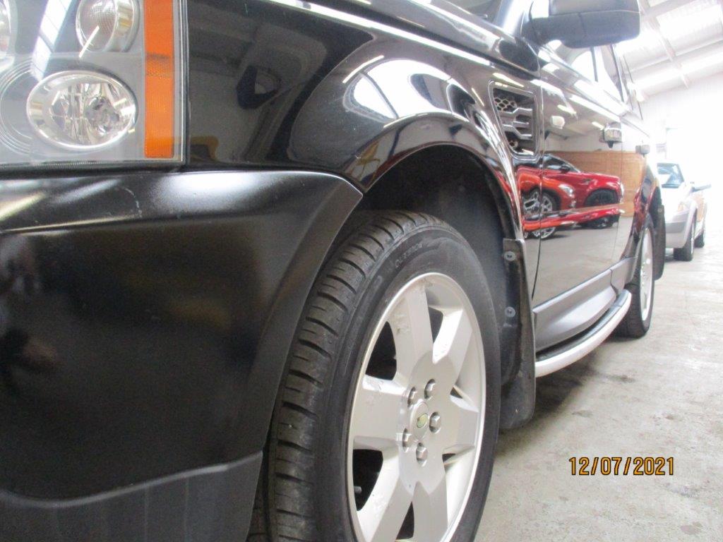 07 07 Range Rover SPT TDV6 HSE - Image 10 of 22