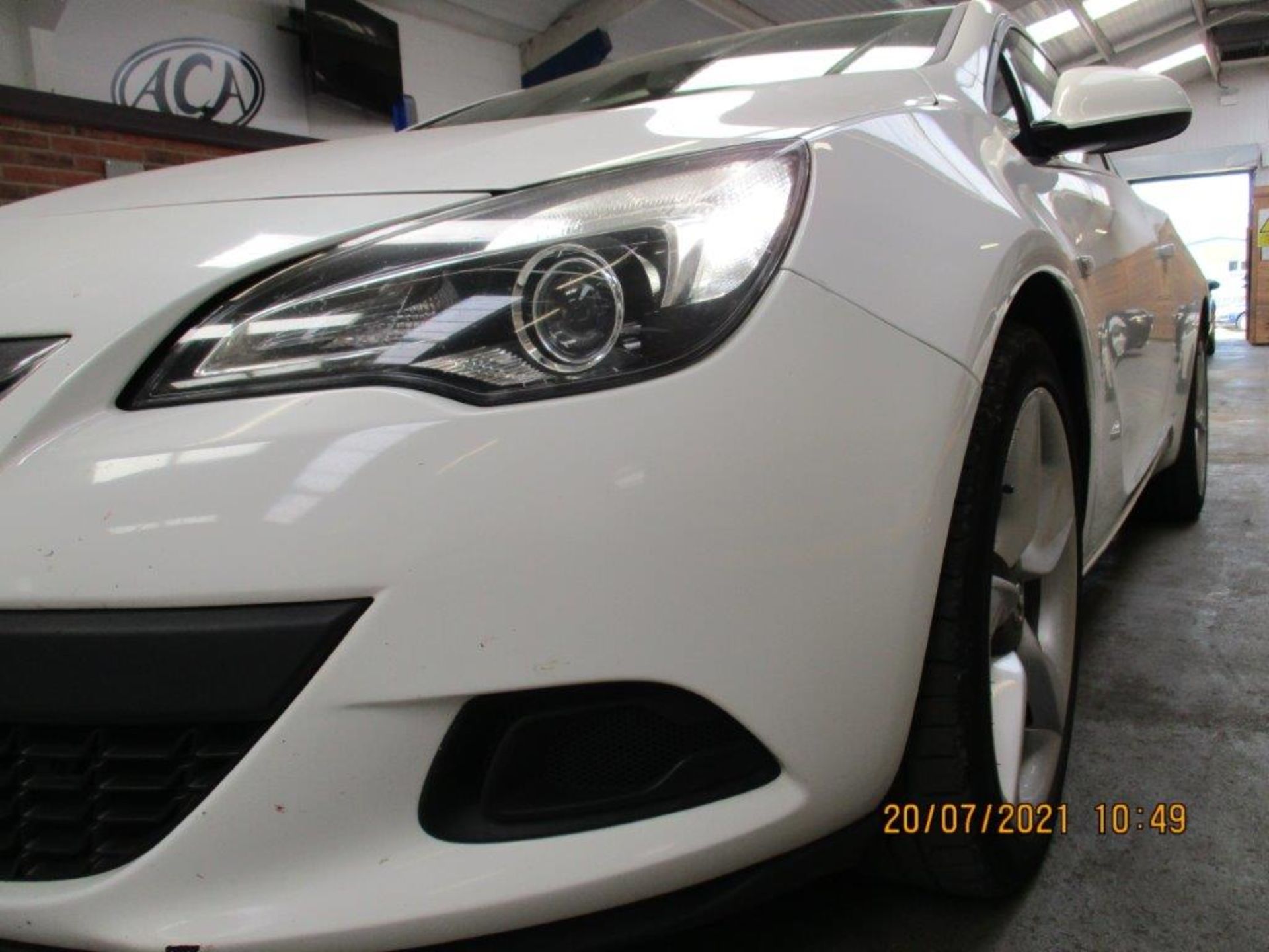 63 13 Vauxhall Astra GTC Sport - Image 14 of 20